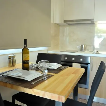 Apartamento Adonis *